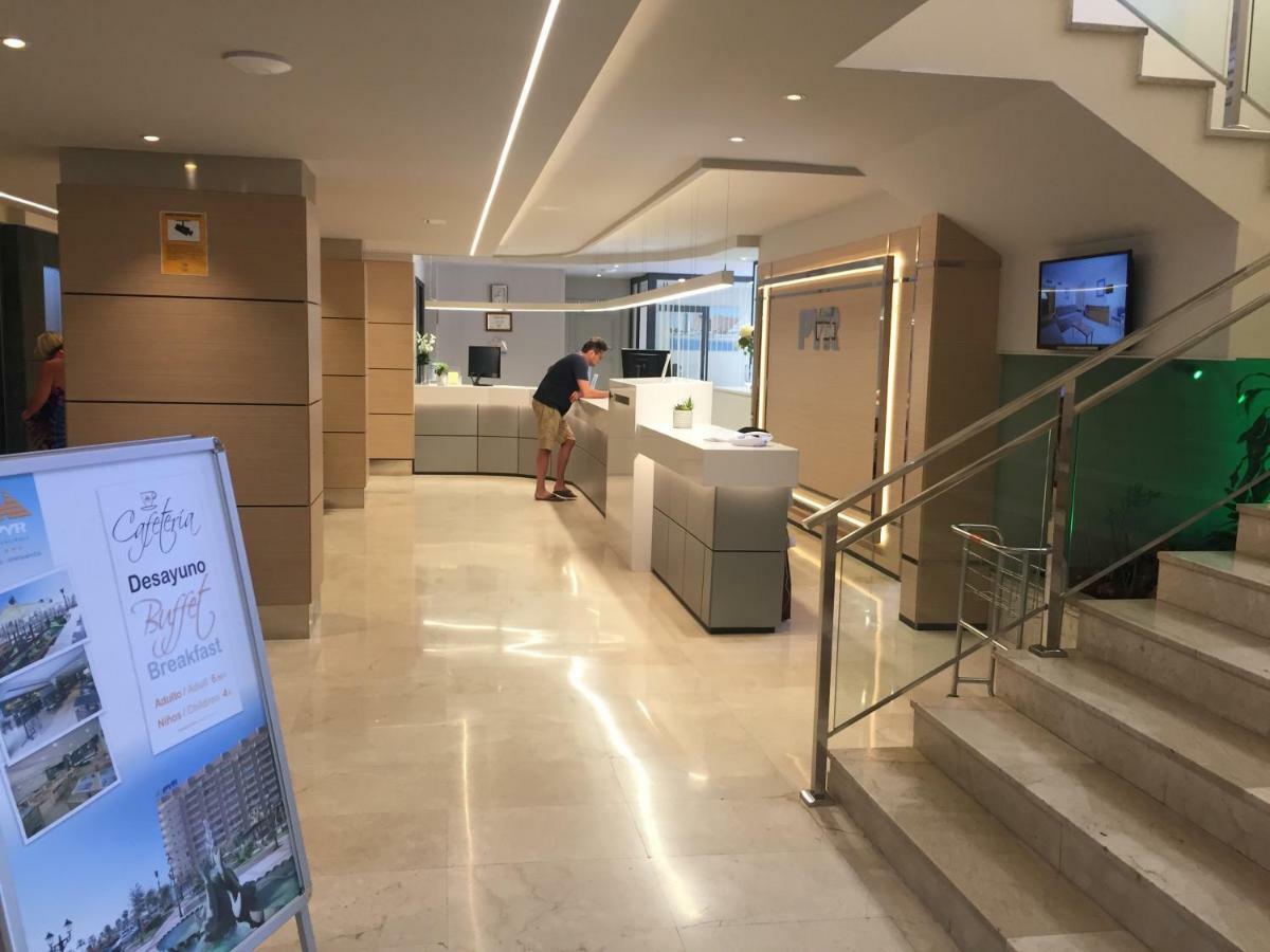 Studio Aparthotel Pyr 푸엔히롤라 외부 사진