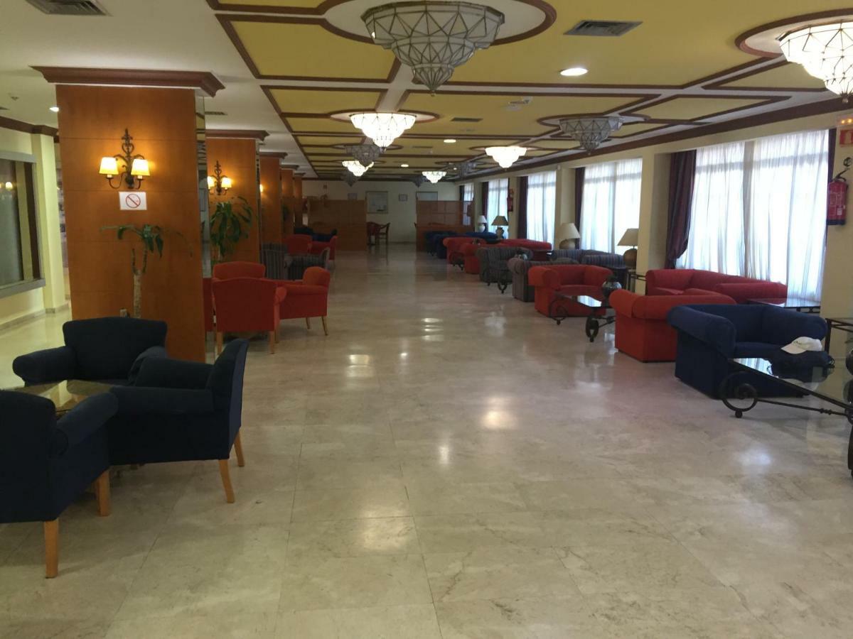Studio Aparthotel Pyr 푸엔히롤라 외부 사진